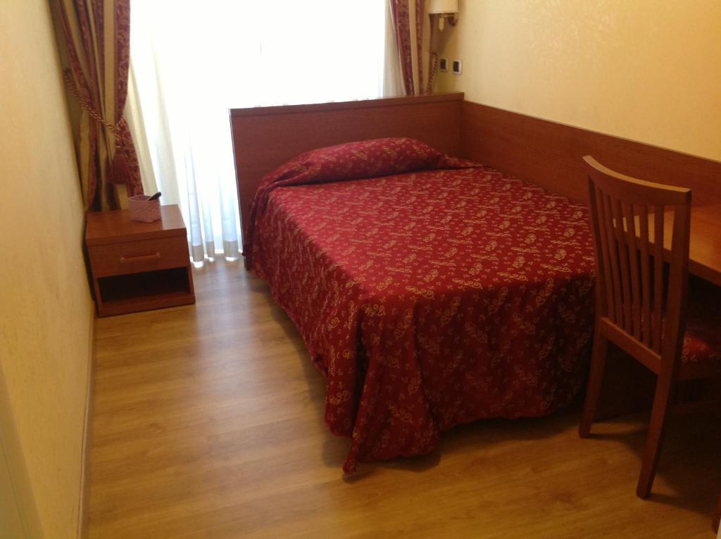Residenza Fermi Hotel Rome Room photo