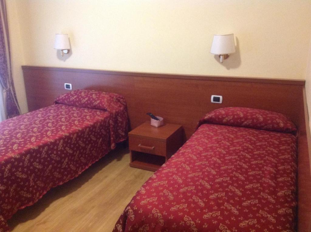 Residenza Fermi Hotel Rome Room photo